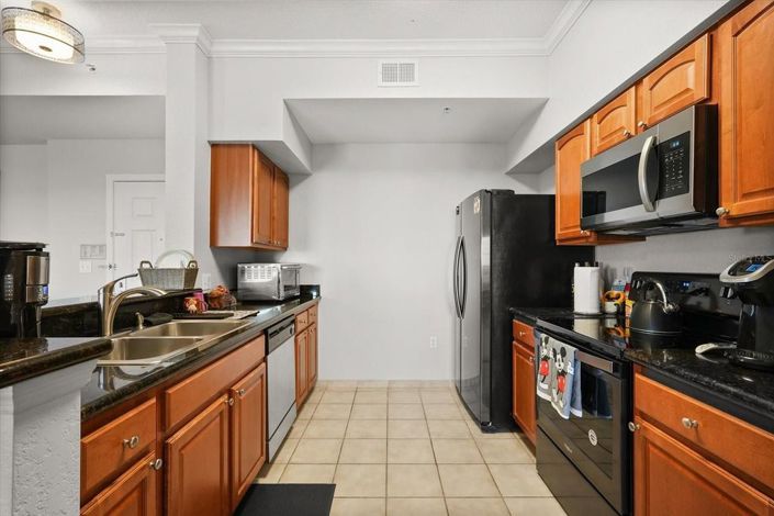 Image No.33-4 Bed Townhouse for sale