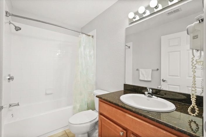 Image No.40-4 Bed Townhouse for sale