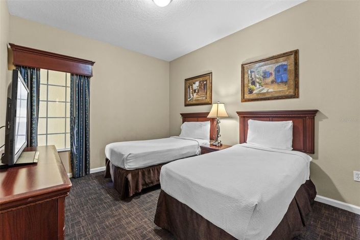 Image No.19-3 Bed Townhouse for sale