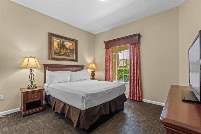 Image No.25-3 Bed Townhouse for sale