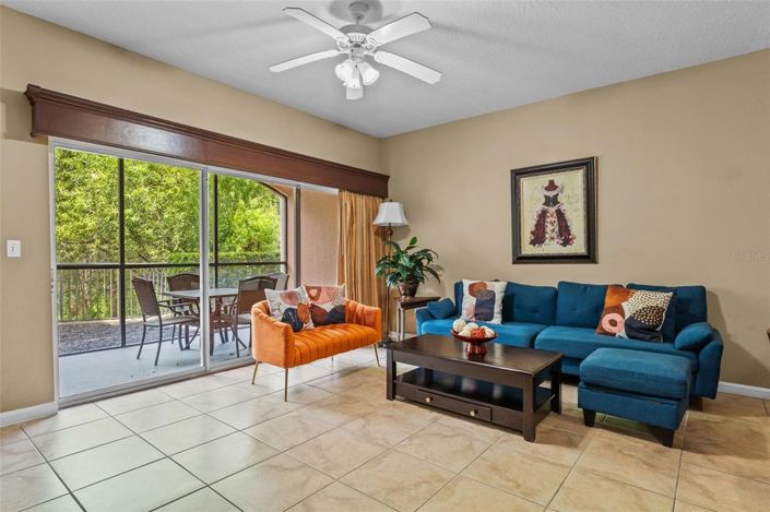 Image No.8-3 Bed Townhouse for sale