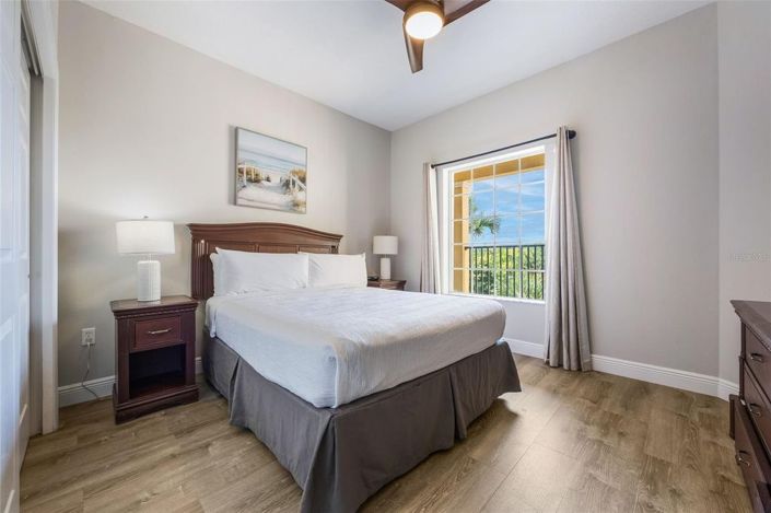 Image No.15-3 Bed Townhouse for sale