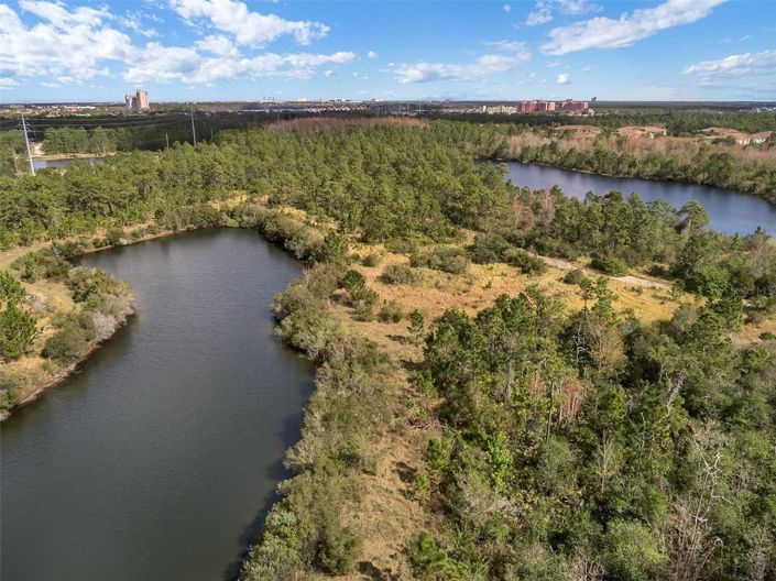 Image No.35-3 Bed Townhouse for sale