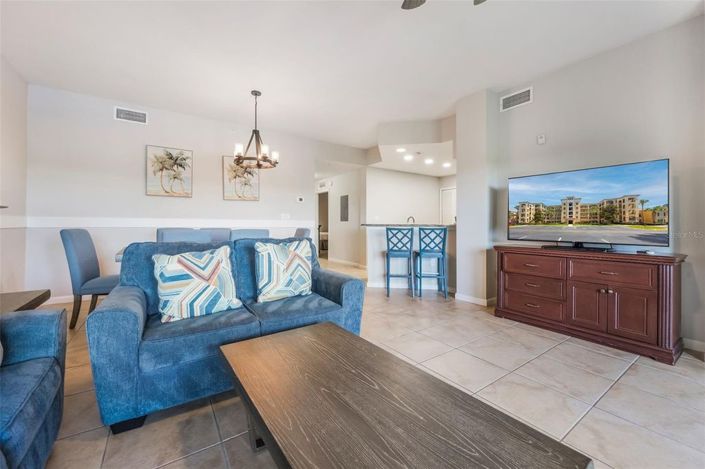 Image No.7-3 Bed Townhouse for sale