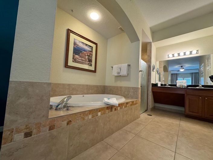 Image No.18-2 Bed Townhouse for sale