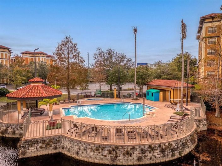 Image No.23-2 Bed Townhouse for sale