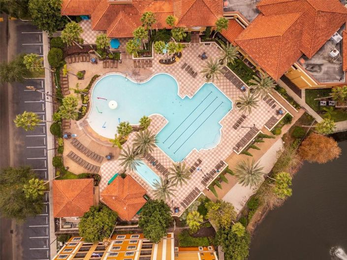 Image No.26-2 Bed Townhouse for sale