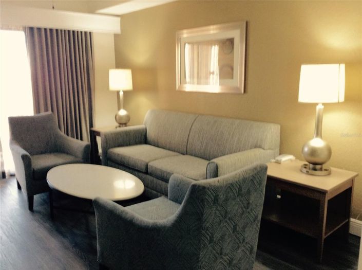 Image No.5-2 Bed Townhouse for sale