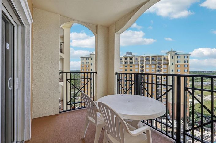 Image No.27-2 Bed Townhouse for sale