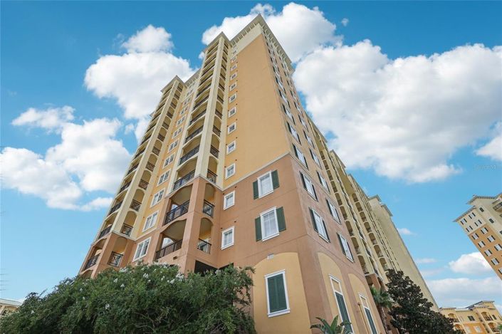 Image No.34-2 Bed Townhouse for sale