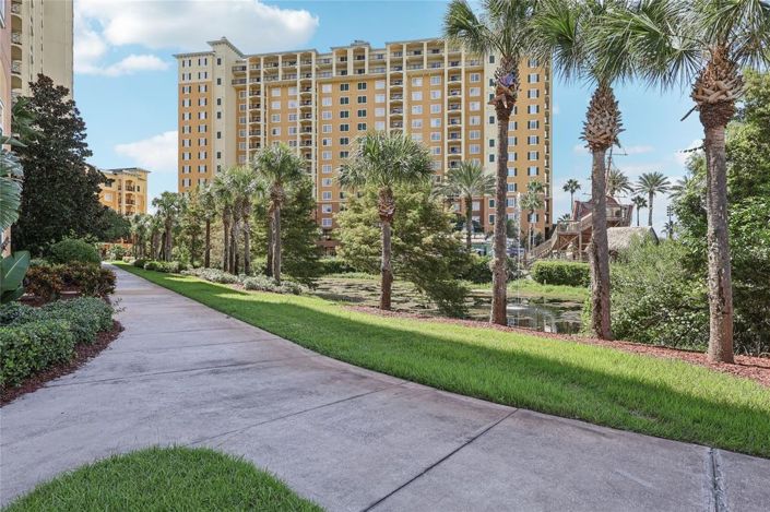 Image No.35-2 Bed Townhouse for sale