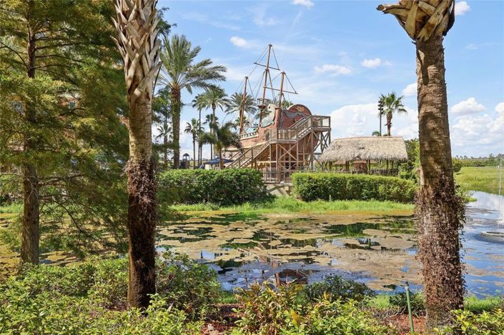 Image No.38-2 Bed Townhouse for sale