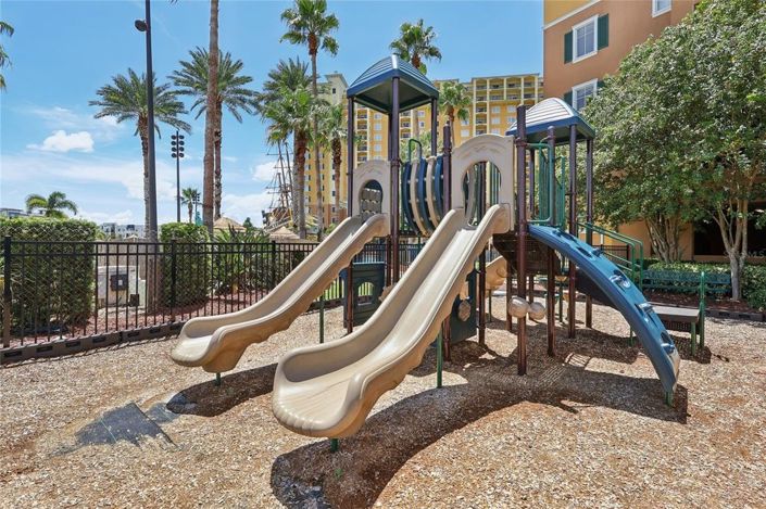 Image No.39-2 Bed Townhouse for sale