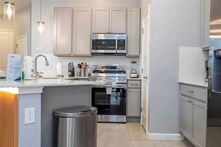 Image No.12-5 Bed Townhouse for sale