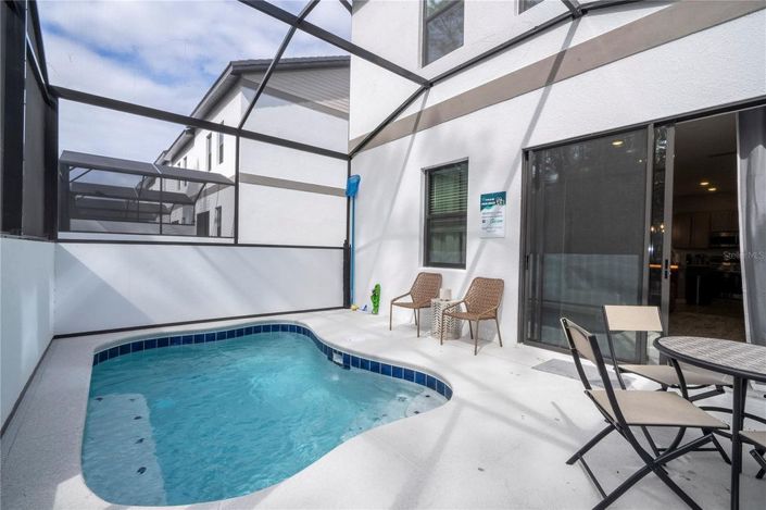 Image No.18-5 Bed Townhouse for sale