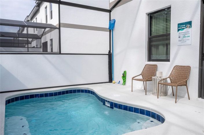 Image No.19-5 Bed Townhouse for sale