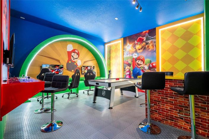 Image No.32-5 Bed Townhouse for sale