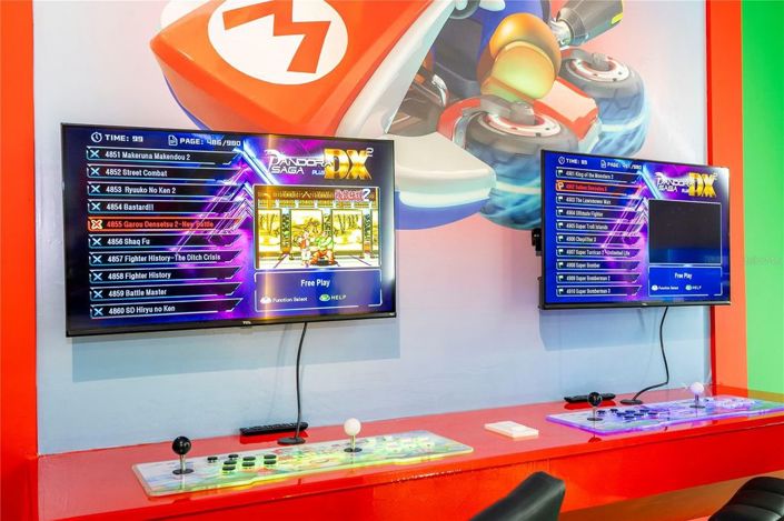 Image No.37-5 Bed Townhouse for sale