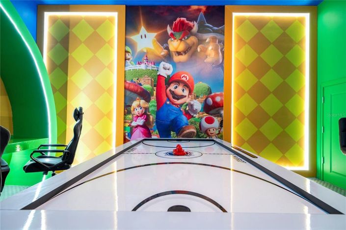 Image No.38-5 Bed Townhouse for sale