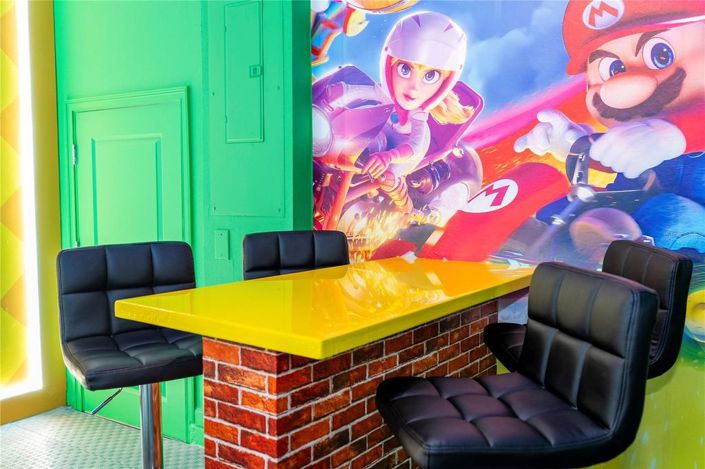 Image No.40-5 Bed Townhouse for sale