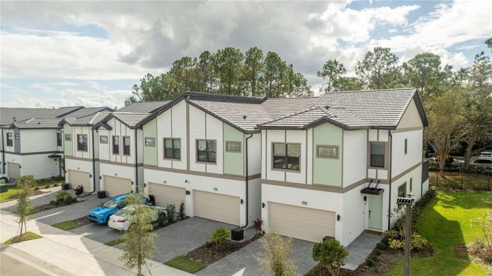 Image No.5-5 Bed Townhouse for sale