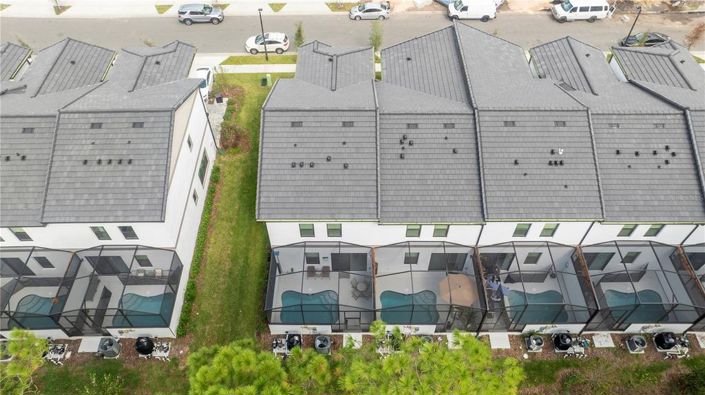 Image No.7-5 Bed Townhouse for sale