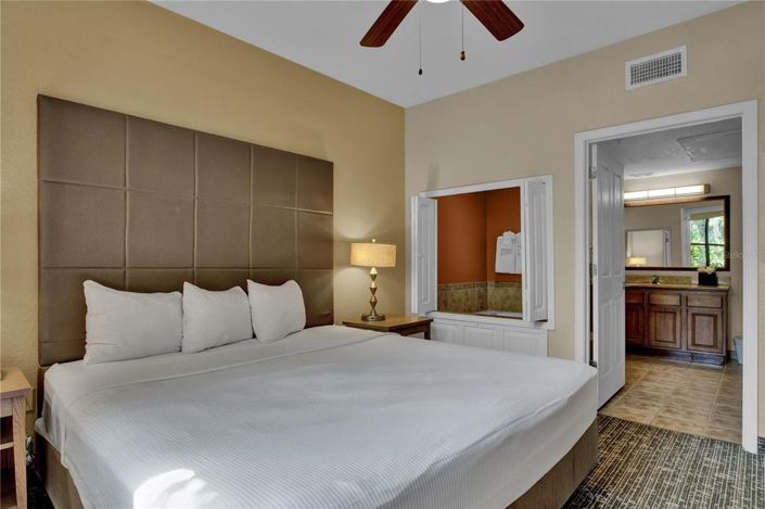 Image No.13-2 Bed Townhouse for sale