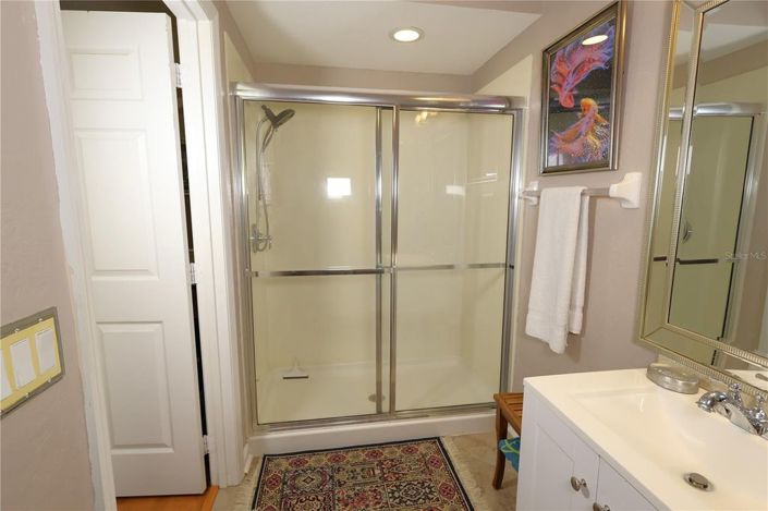 Image No.13-3 Bed Townhouse for sale