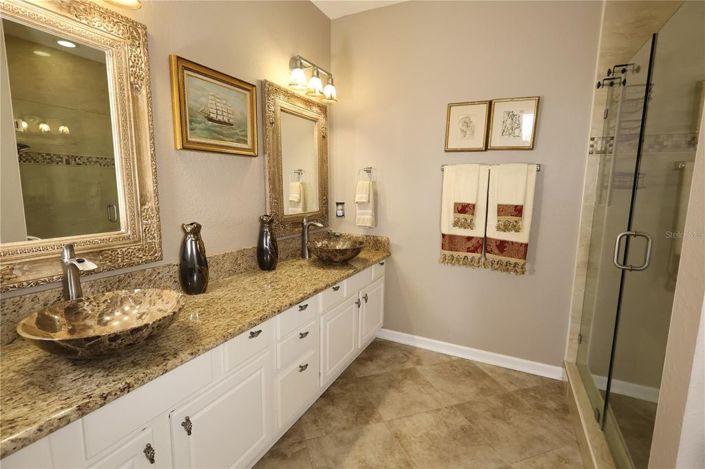 Image No.30-3 Bed Townhouse for sale