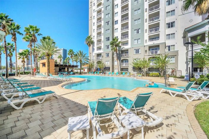 Image No.2-2 Bed Townhouse for sale