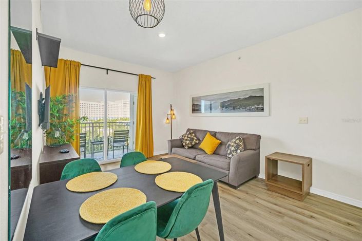 Image No.9-2 Bed Townhouse for sale