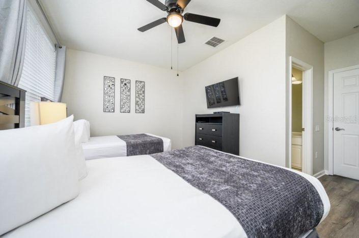 Image No.23-3 Bed Townhouse for sale