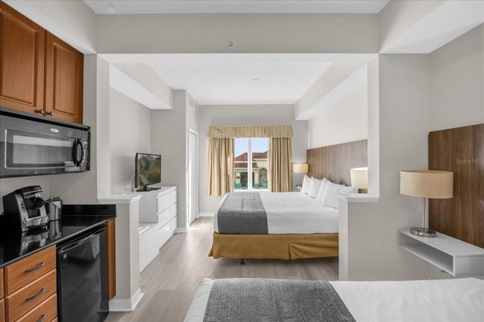 Image No.21-2 Bed Townhouse for sale