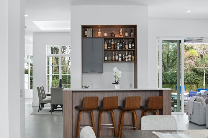 Image No.28-5 Bed House for sale