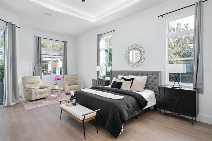 Image No.28-5 Bed House for sale