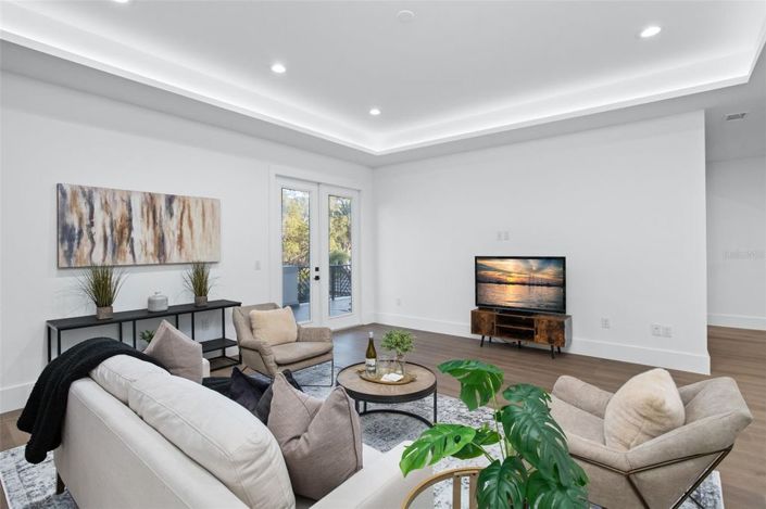 Image No.37-5 Bed House for sale