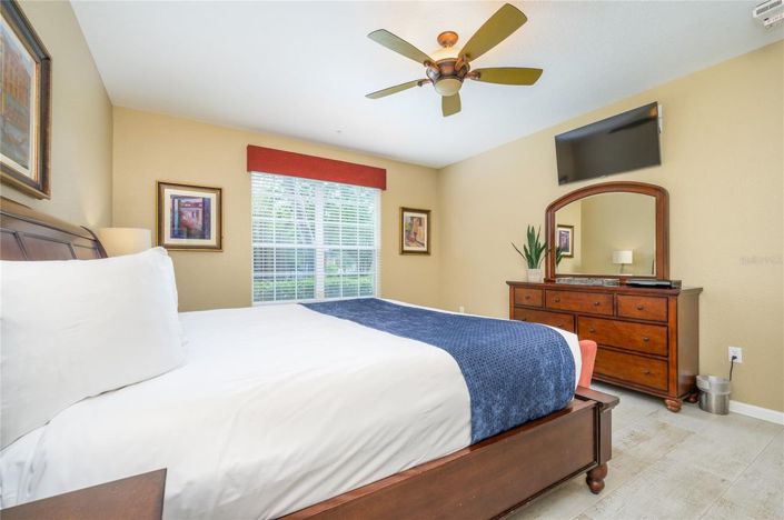 Image No.23-2 Bed Townhouse for sale