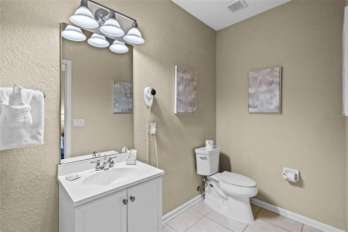 Image No.20-3 Bed Townhouse for sale