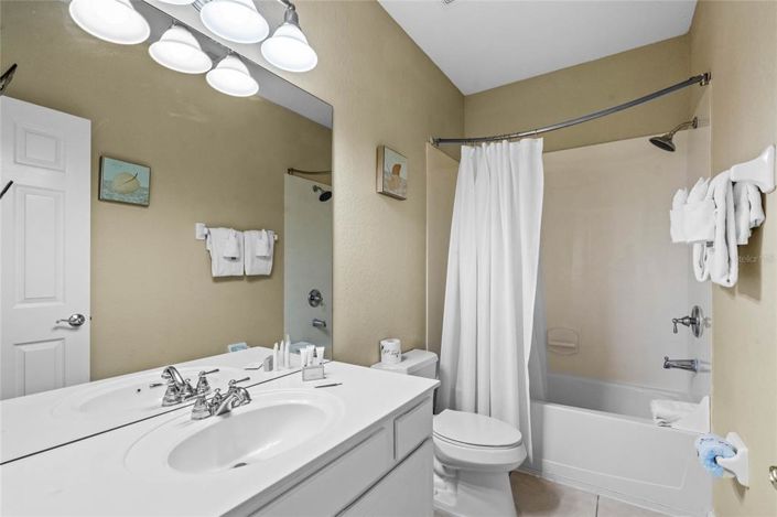 Image No.30-3 Bed Townhouse for sale