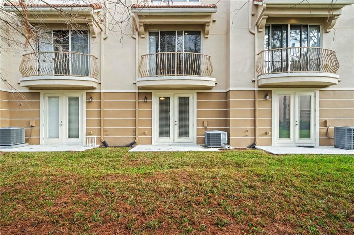 Image No.35-3 Bed Townhouse for sale