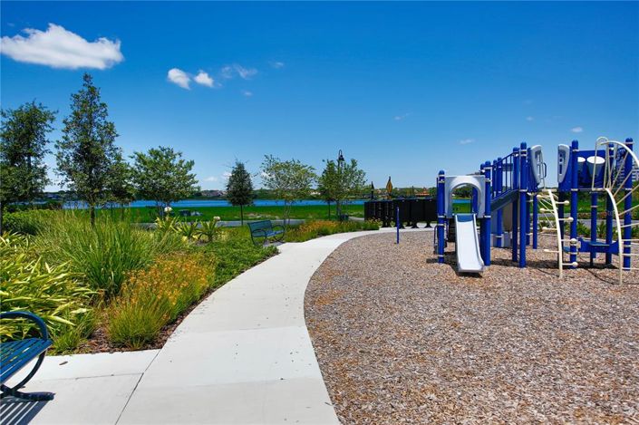 Image No.27-3 Bed Townhouse for sale