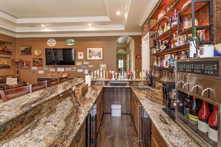 Image No.12-6 Bed House for sale