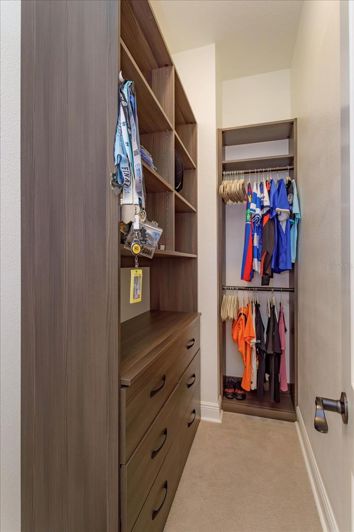 Image No.39-6 Bed House for sale