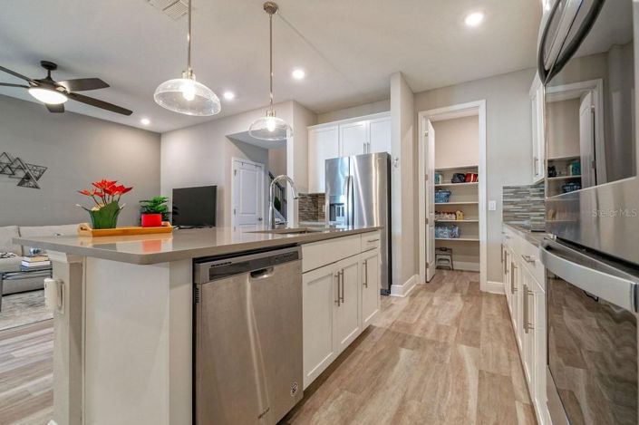 Image No.13-3 Bed Townhouse for sale