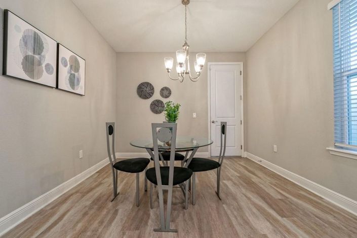 Image No.15-3 Bed Townhouse for sale