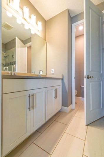 Image No.23-3 Bed Townhouse for sale