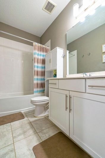 Image No.26-3 Bed Townhouse for sale