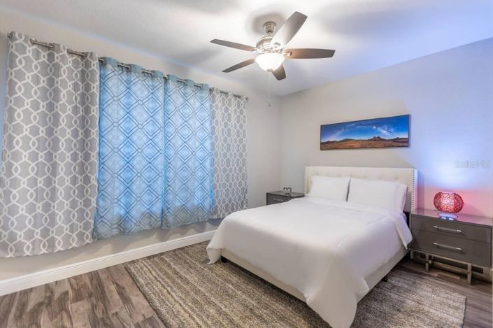 Image No.13-3 Bed Townhouse for sale