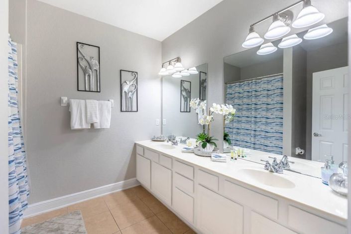 Image No.16-3 Bed Townhouse for sale