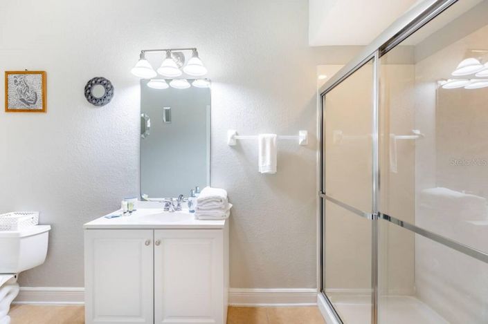 Image No.21-3 Bed Townhouse for sale